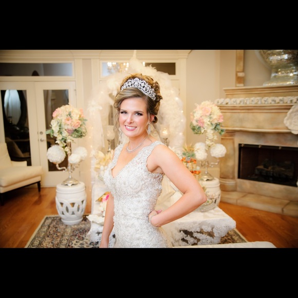 Meet your Posher, Jesseca - Picture 2 of 6